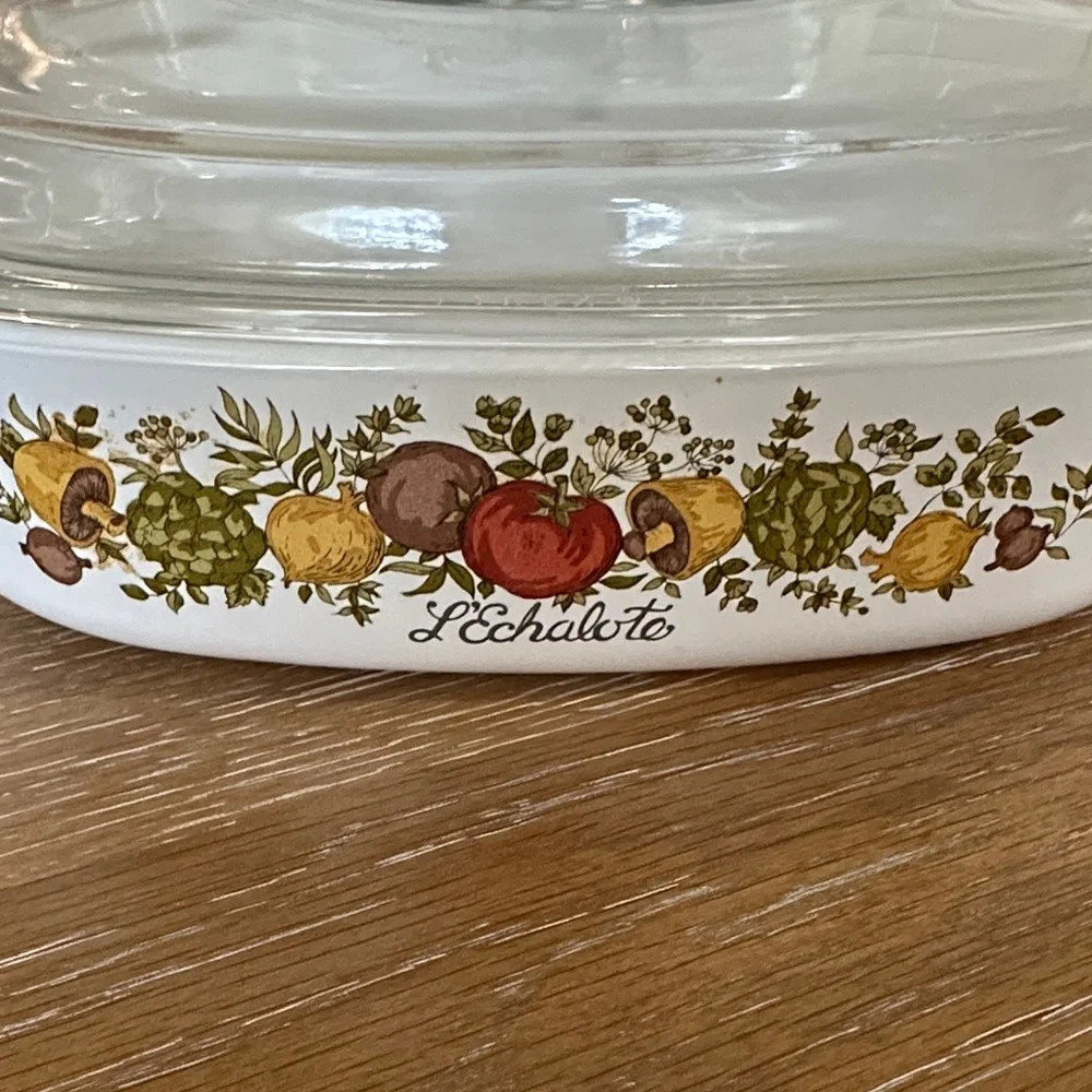 Corningware L’Echalote A-8-B Casserole Dish with Lid